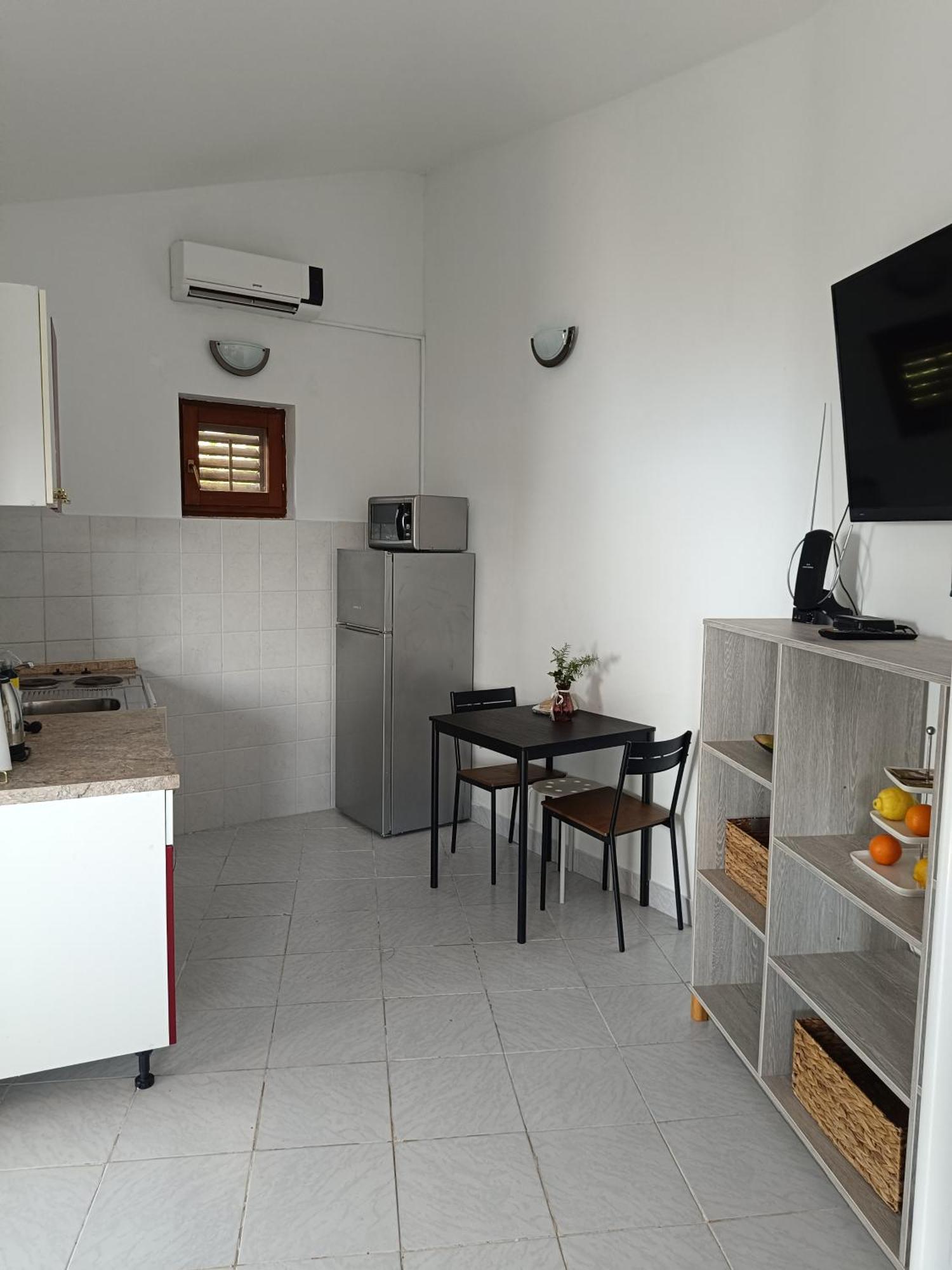 Studio Apartmani Tucic Celina Exterior photo
