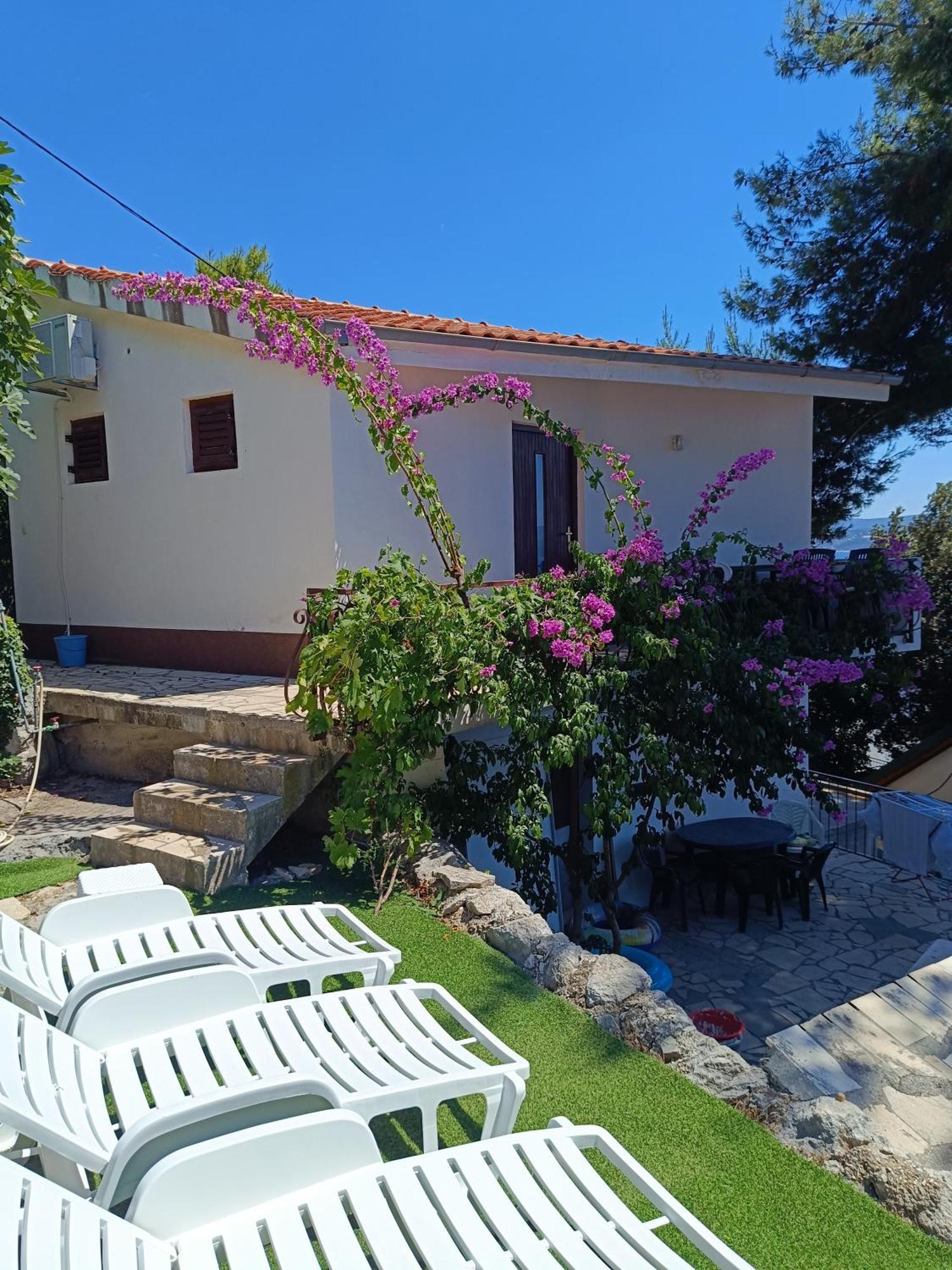 Studio Apartmani Tucic Celina Exterior photo